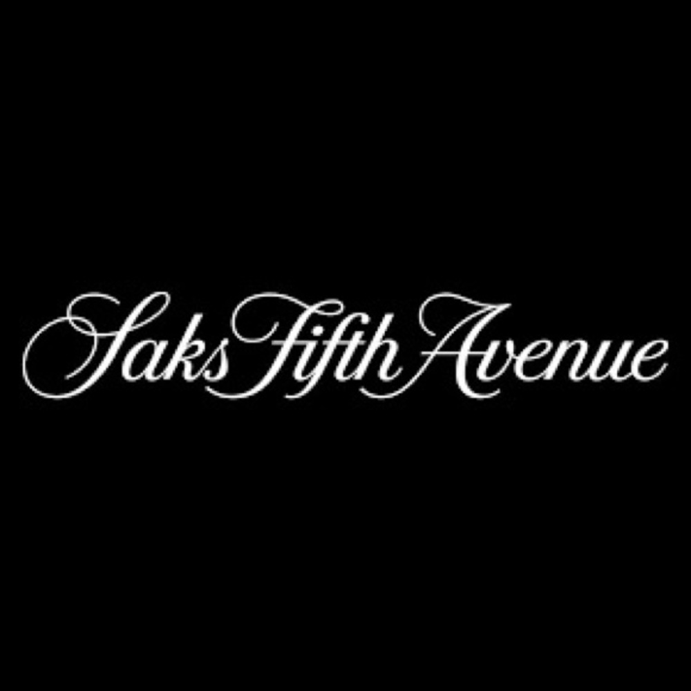 Saks Fifth Avenue $700 Gift Card